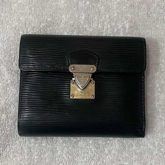 Louis Vuitton Epi Noir Tri-Fold Wallet - Picture 4 of 11